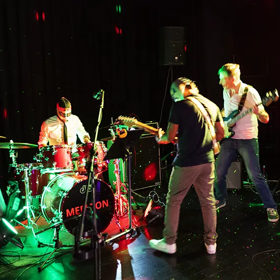 Musikalische Unterhaltung der Liveband Meelton für Ihre Veranstaltung